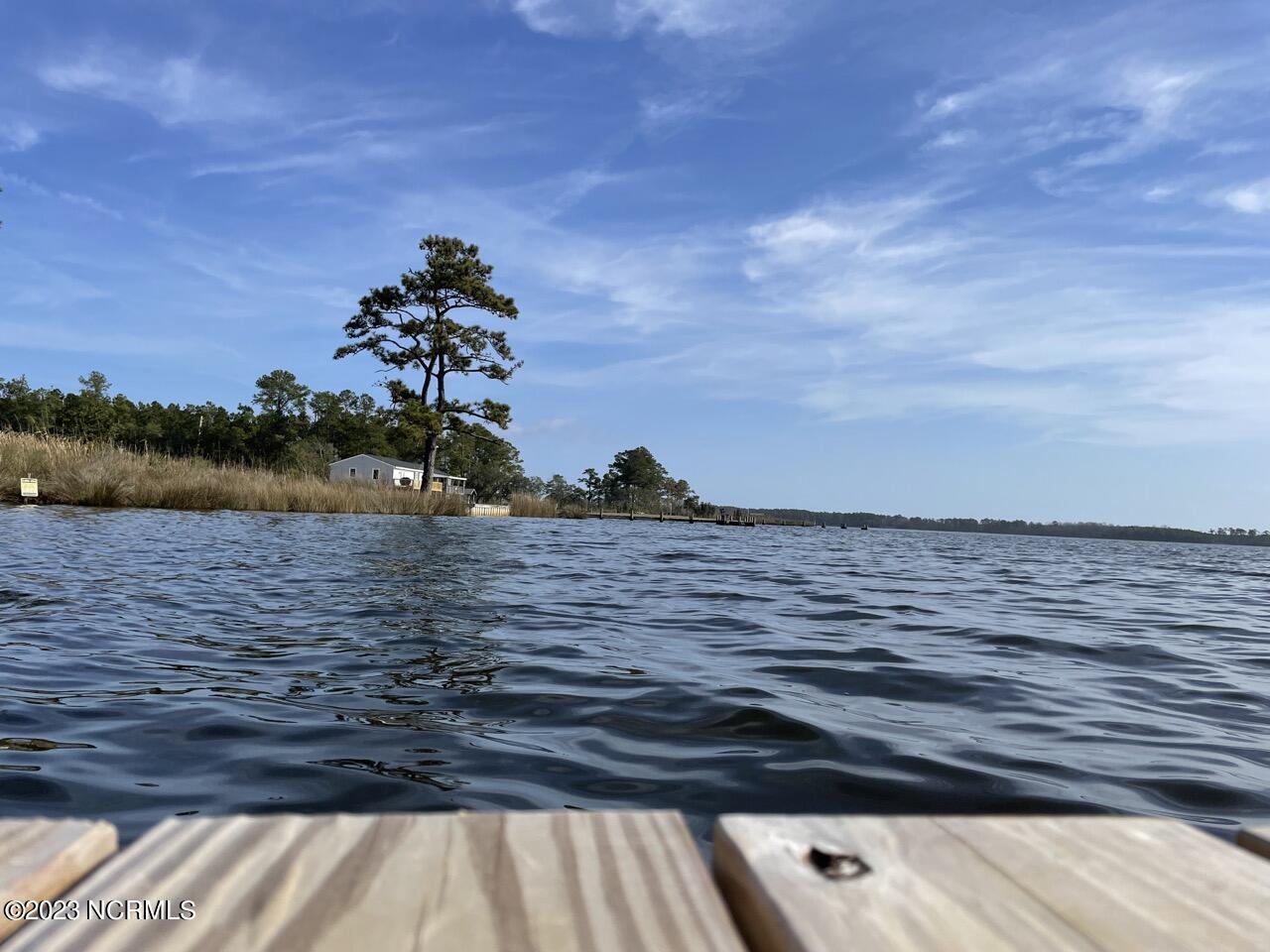 137 Tarpon Way Beaufort, NC 28516 - Photo 33 of 37 IMG_2670 Large