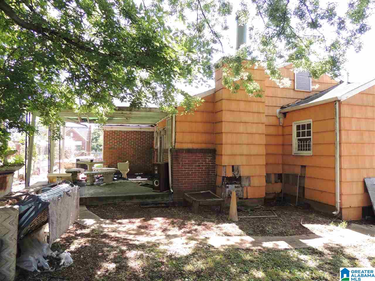 1340 18th Street Southwest Birmingham, AL 35211 - Photo 4 of 34