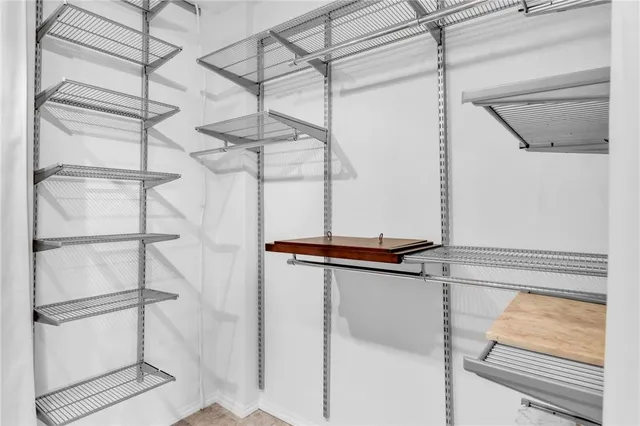 $159,000 | 3935 Blackstone Avenue, Unit 5K | Riverdale