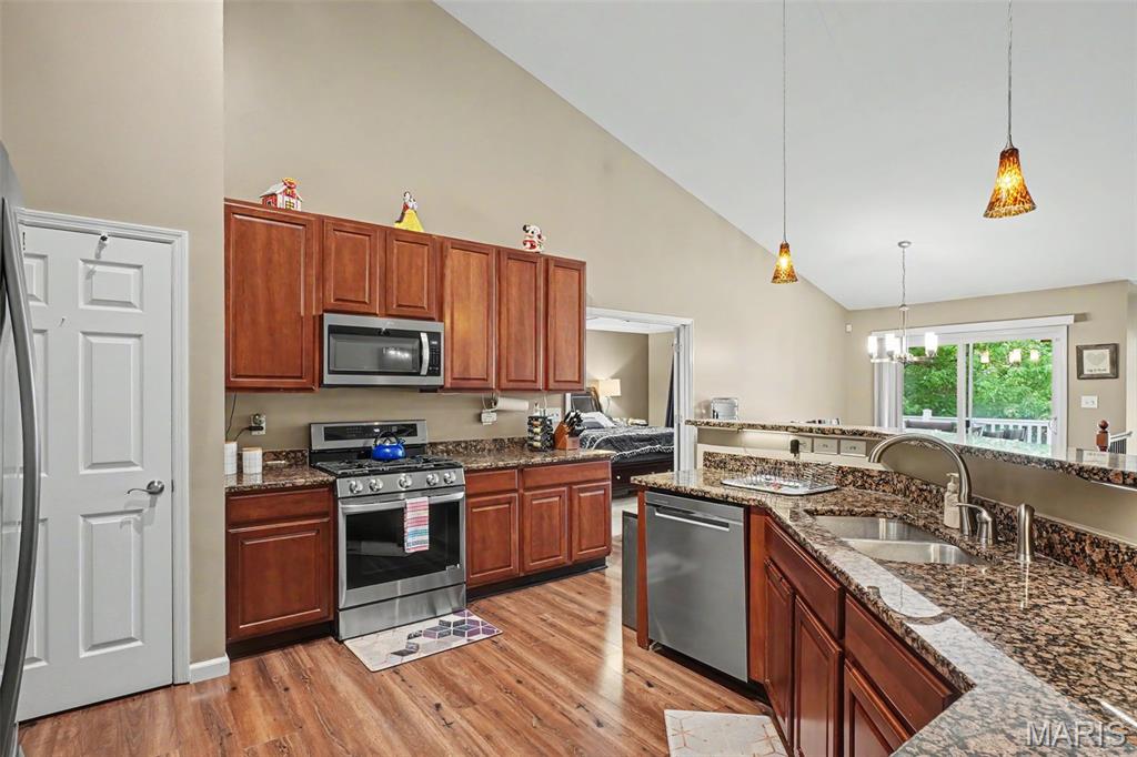 185 Roxbury Drive O'Fallon, MO 63366 - Photo 11 of 30