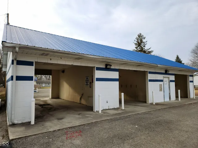 $62,500 | 295 South Main Street, Farmland, IN 47340