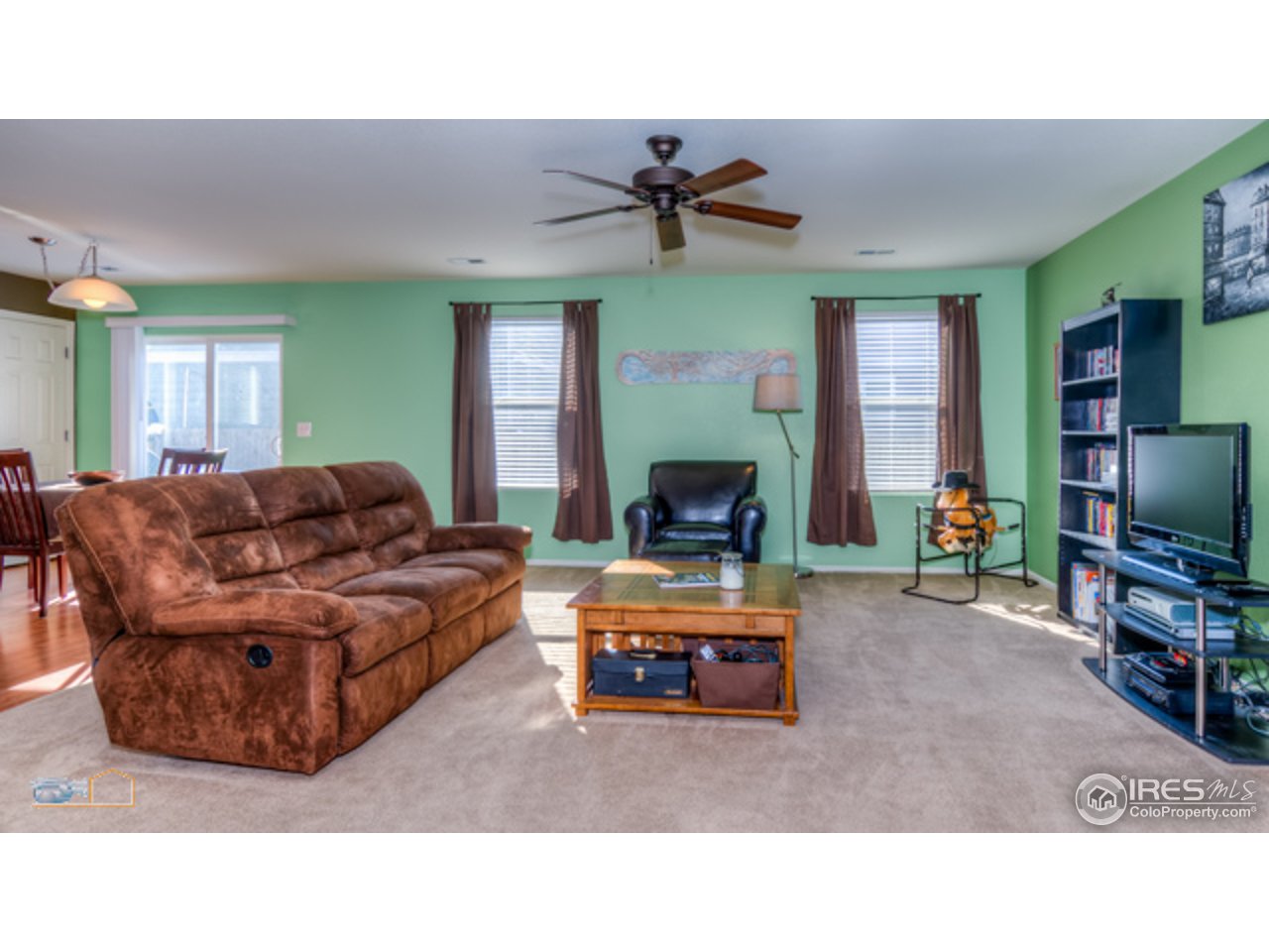10672 Upper Ridge Road Longmont, CO 80504 - Photo 3 of 25 Living Room 1