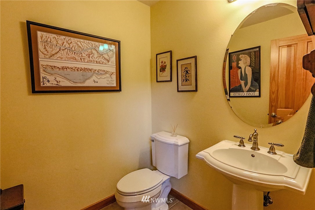 9650 Phillips Road Southeast Port Orchard, WA 98367 - Photo 11 of 25 Gallery Image 11