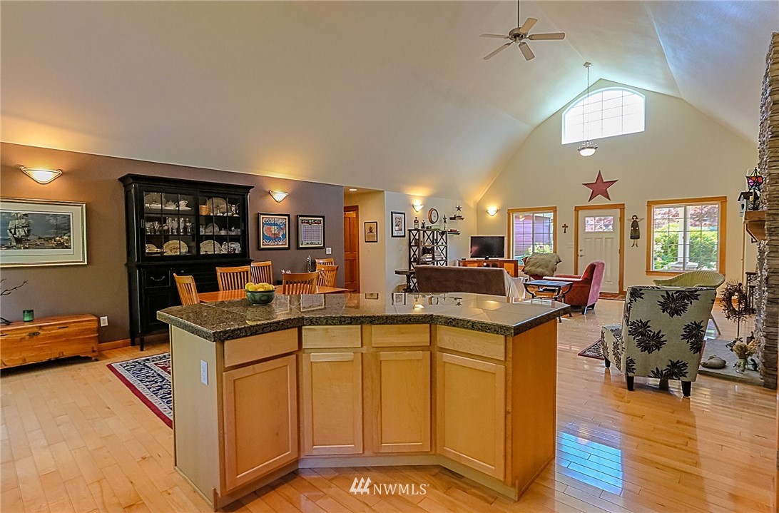 9650 Phillips Road Southeast Port Orchard, WA 98367 - Photo 7 of 25 Gallery Image 7