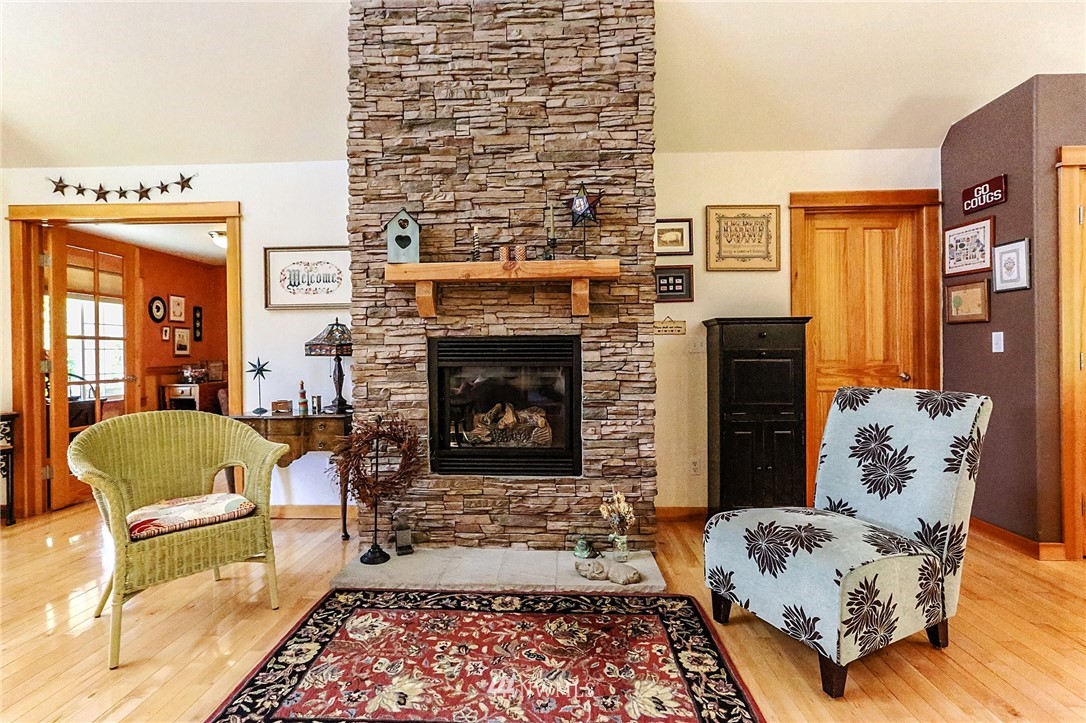 9650 Phillips Road Southeast Port Orchard, WA 98367 - Photo 10 of 25 Gallery Image 10