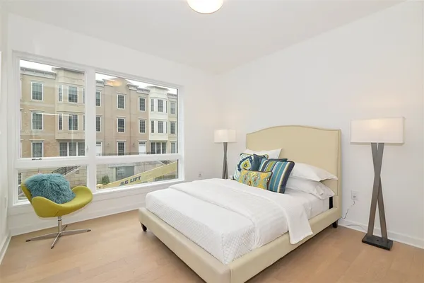 $4,195 | 600 Harrison Street, Unit 603, Hoboken, NJ 07030