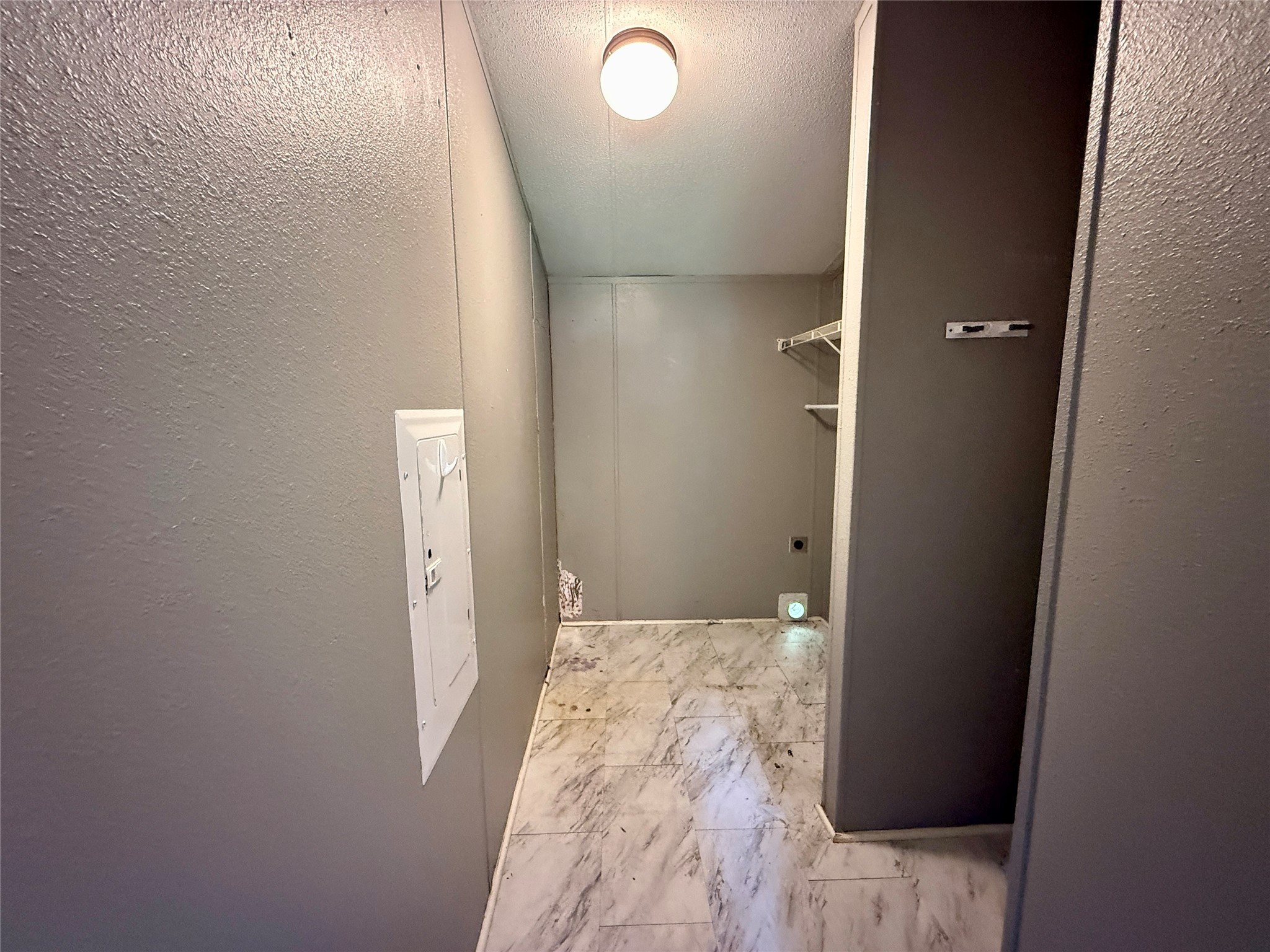 102 Western Way Angleton, TX 77515 - Photo 30 of 40
