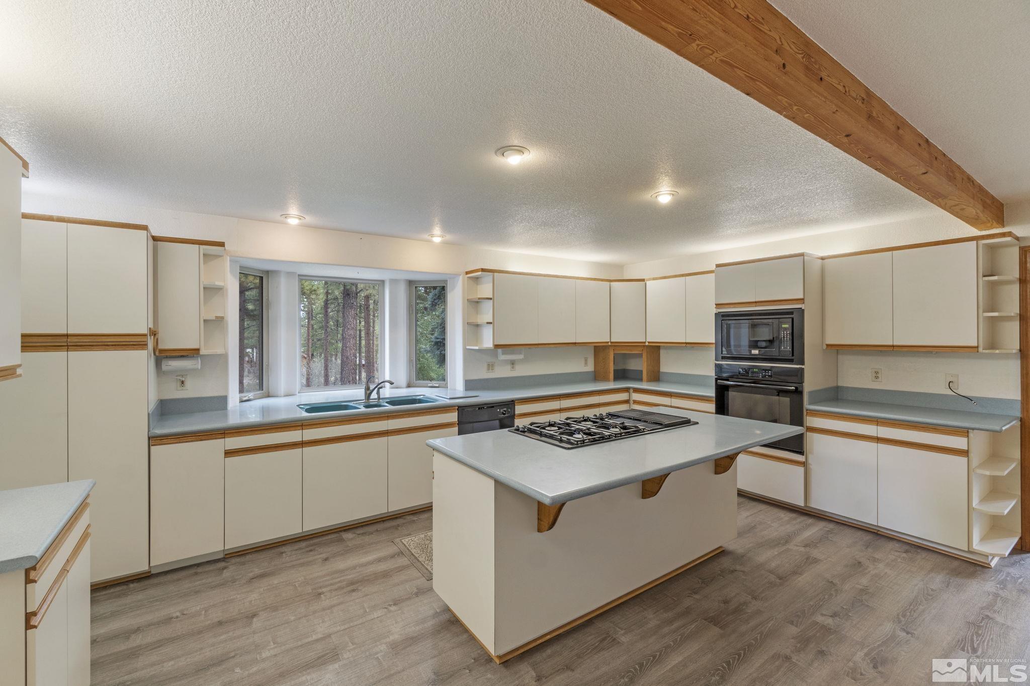245 Abies Road Reno, NV 89511 - Photo 10 of 40 Photo 10