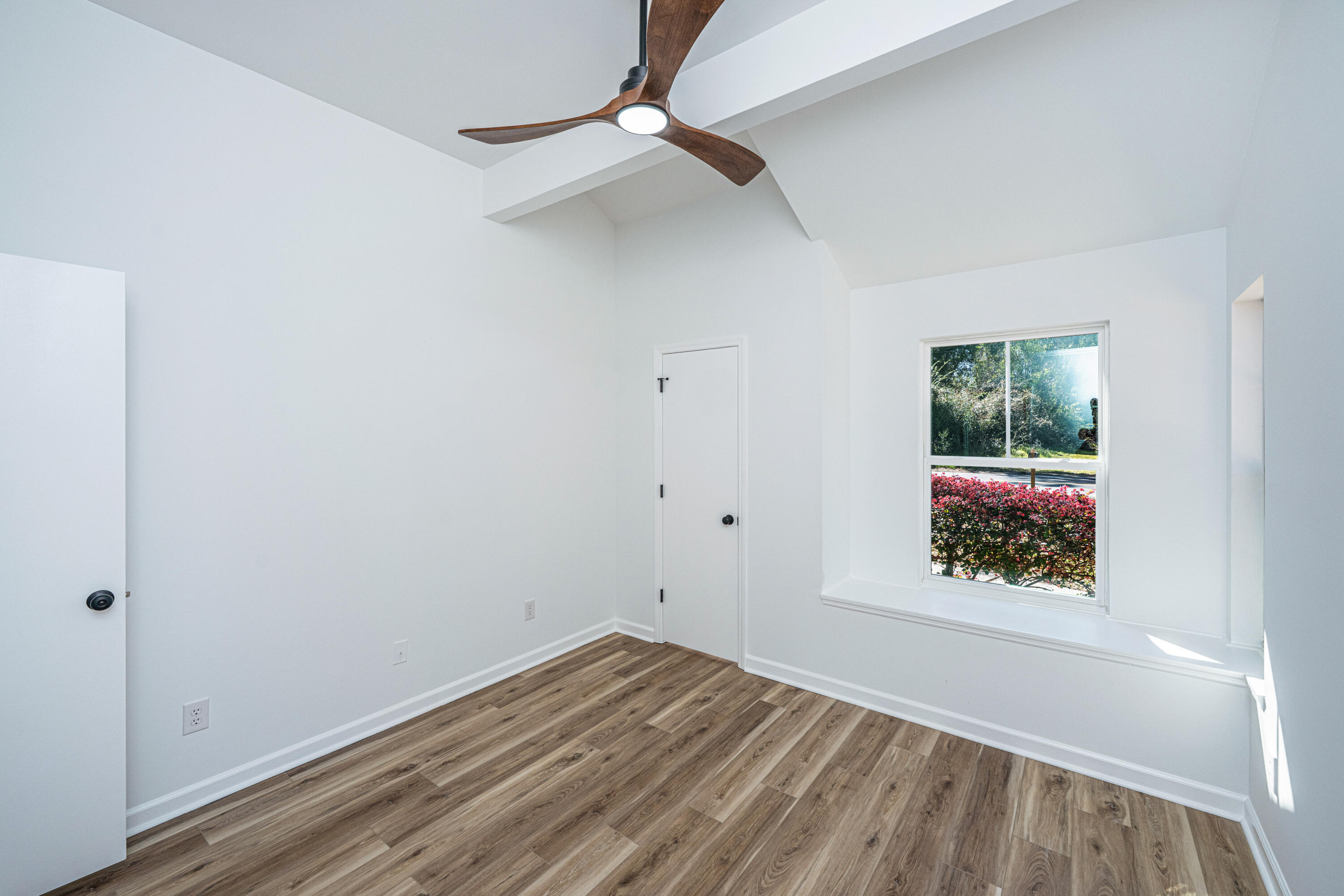 1078 Secessionville Road Charleston, SC 29412 - Photo 20 of 37