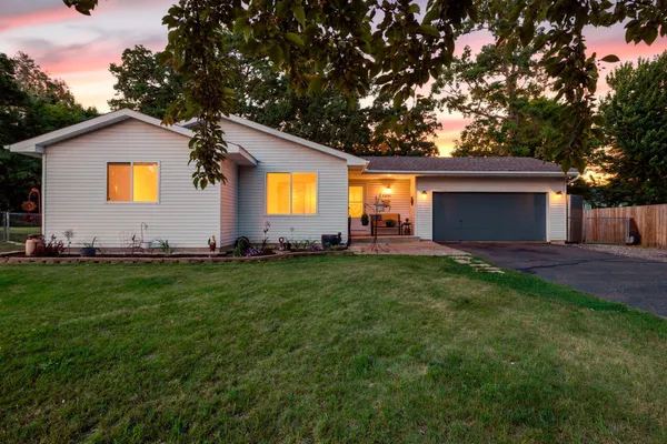 $309,900 | 23284 Woodbine Street Northwest, St. Francis, MN 55070