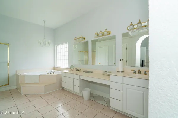 $2,100 | 24 Pelican Cove Lane, Long Beach, MS 39560