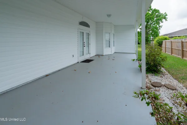 $2,100 | 24 Pelican Cove Lane, Long Beach, MS 39560