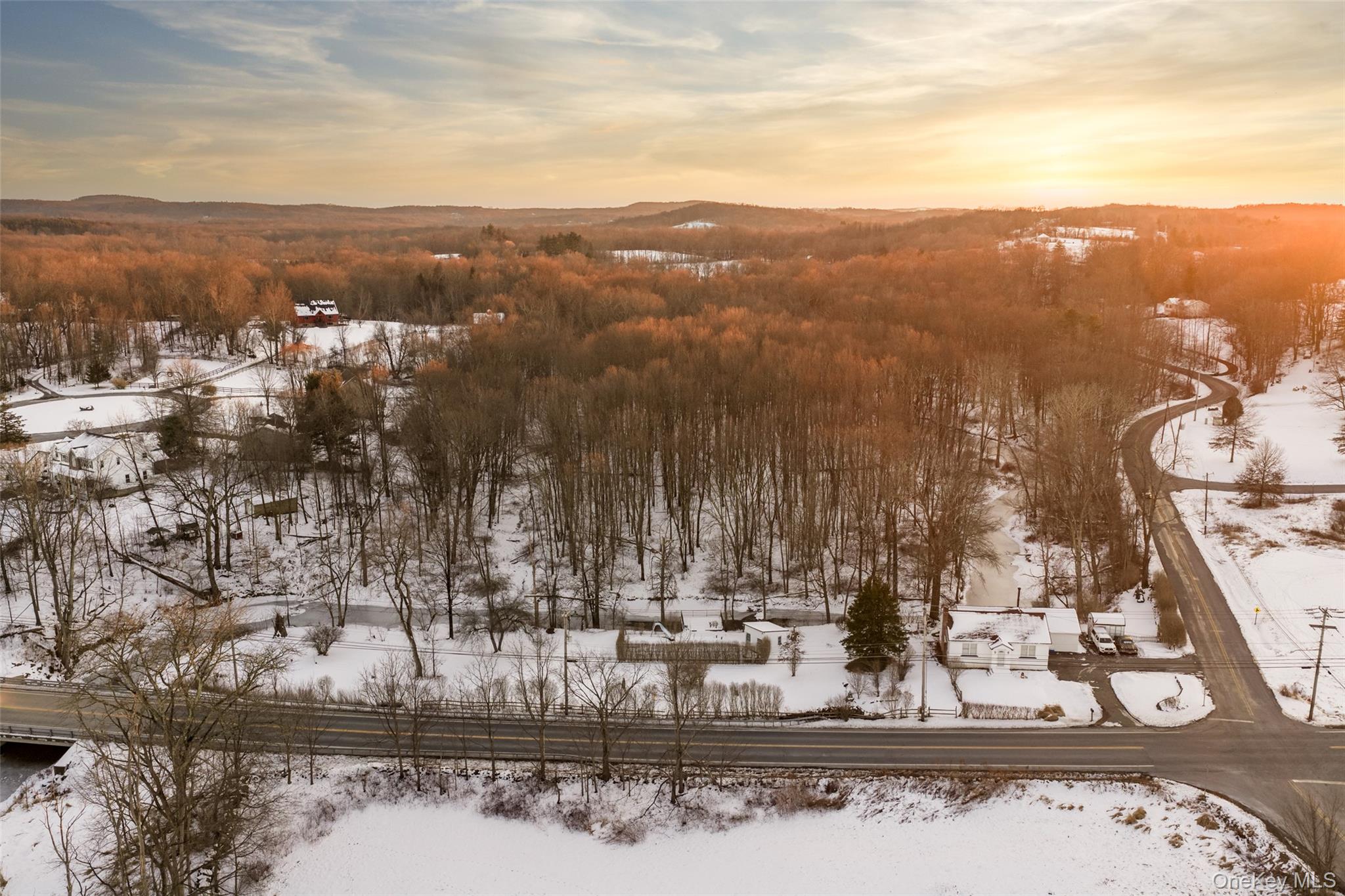 5003 Searsville Road Pine Bush, NY 12566 - Photo 36 of 40 a view of a town with mountains