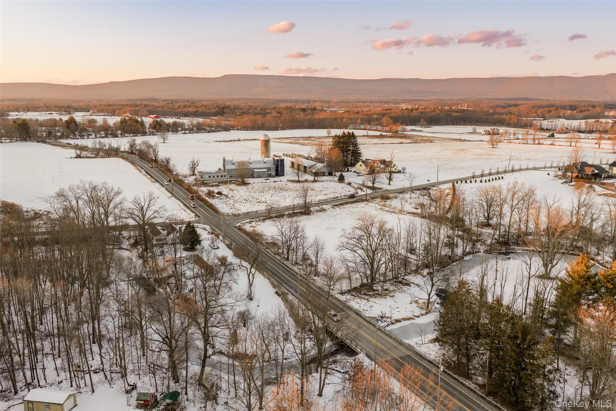 5003 Searsville Road Pine Bush, NY 12566 - Photo 37 of 40 a view of a city and a mountain view