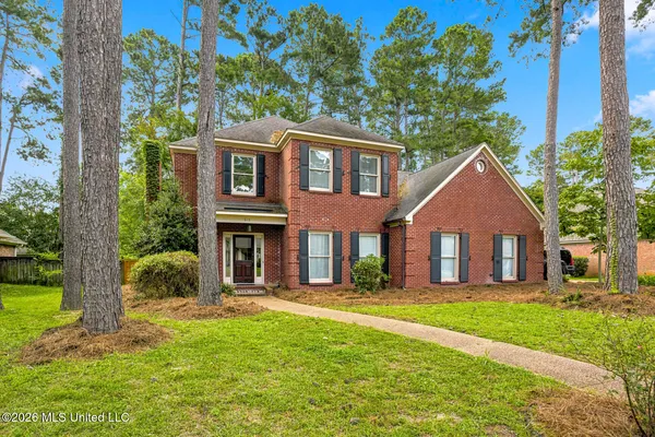$415,000 | 615 Turnberry Lane, Ridgeland, MS 39157