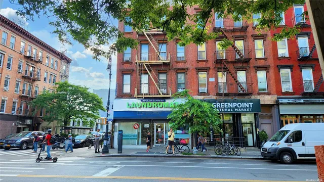 $3,600,000 | 1021 Manhattan Avenue | Greenpoint