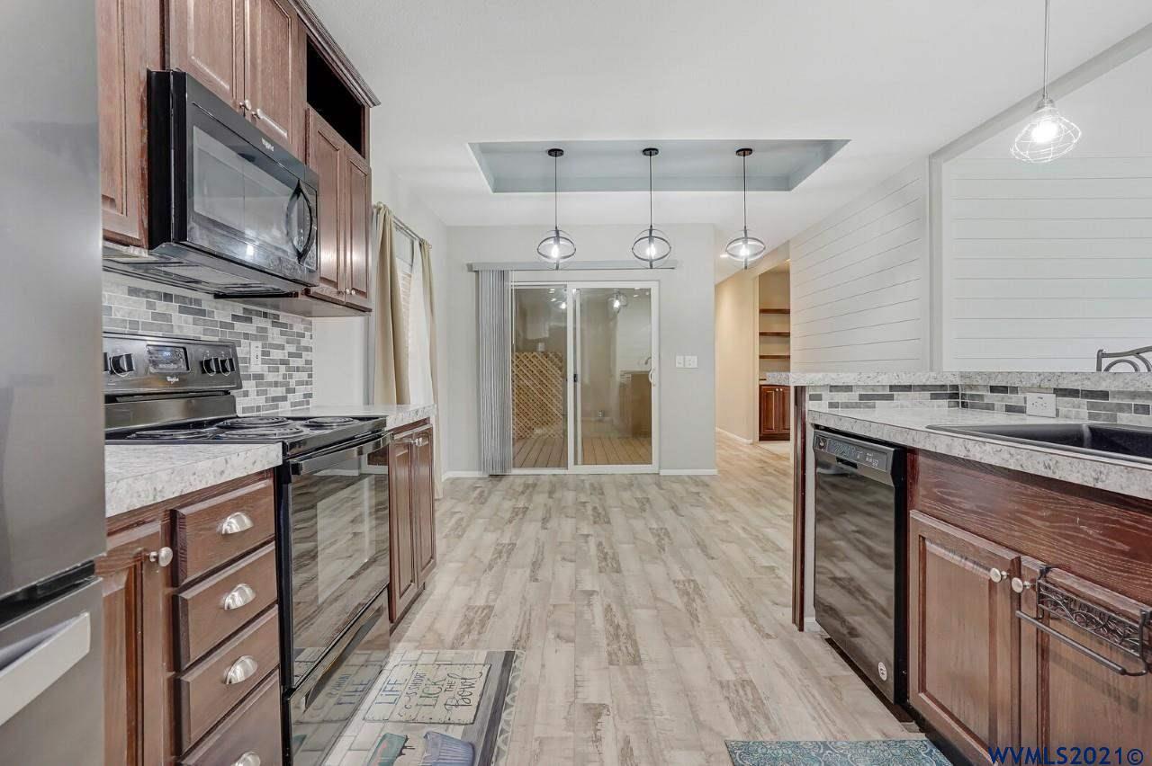 5166 Silver ( Loop, Unit 238 Salem, OR 97305 - Photo 17 of 39