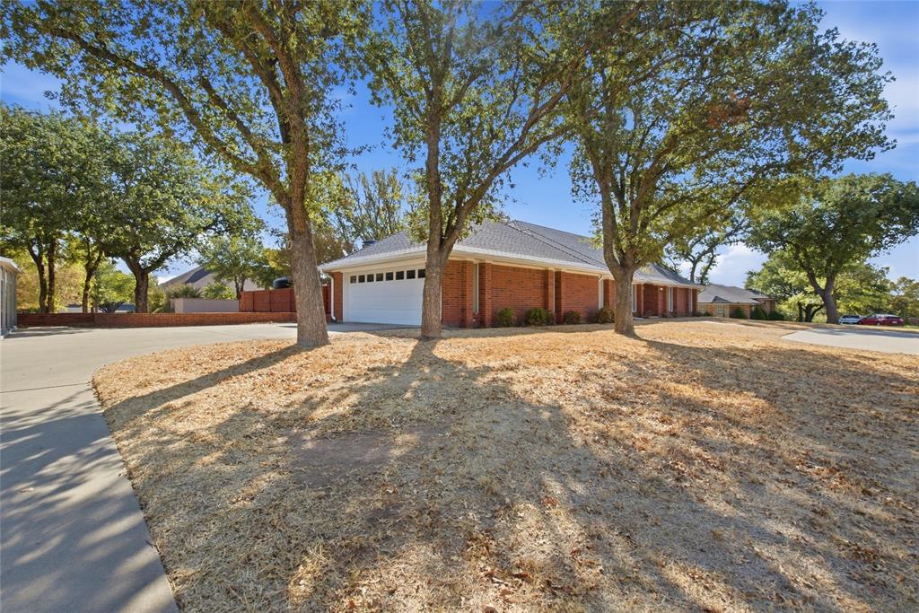 2116 Cherokee Loop Graham, TX 76450 - Photo 3 of 40 Gallery Image 3