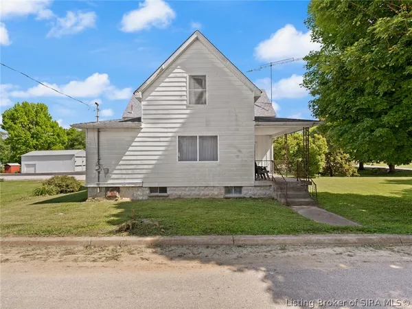 $1 | 303 Broadway Street, Milltown, IN 47145