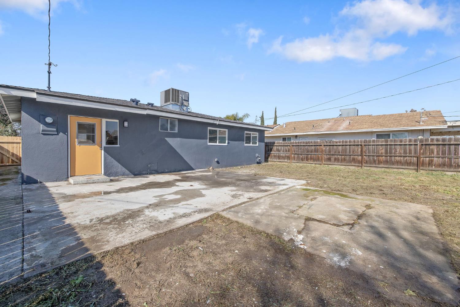 1432 North Locust Street Visalia, CA 93291 - Photo 34 of 37
