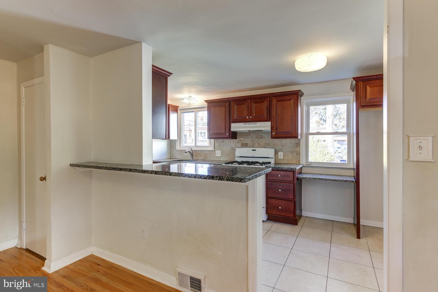 706 Humphreys Road Ardmore, PA 19003 - Photo 14 of 34 Gallery Image 14