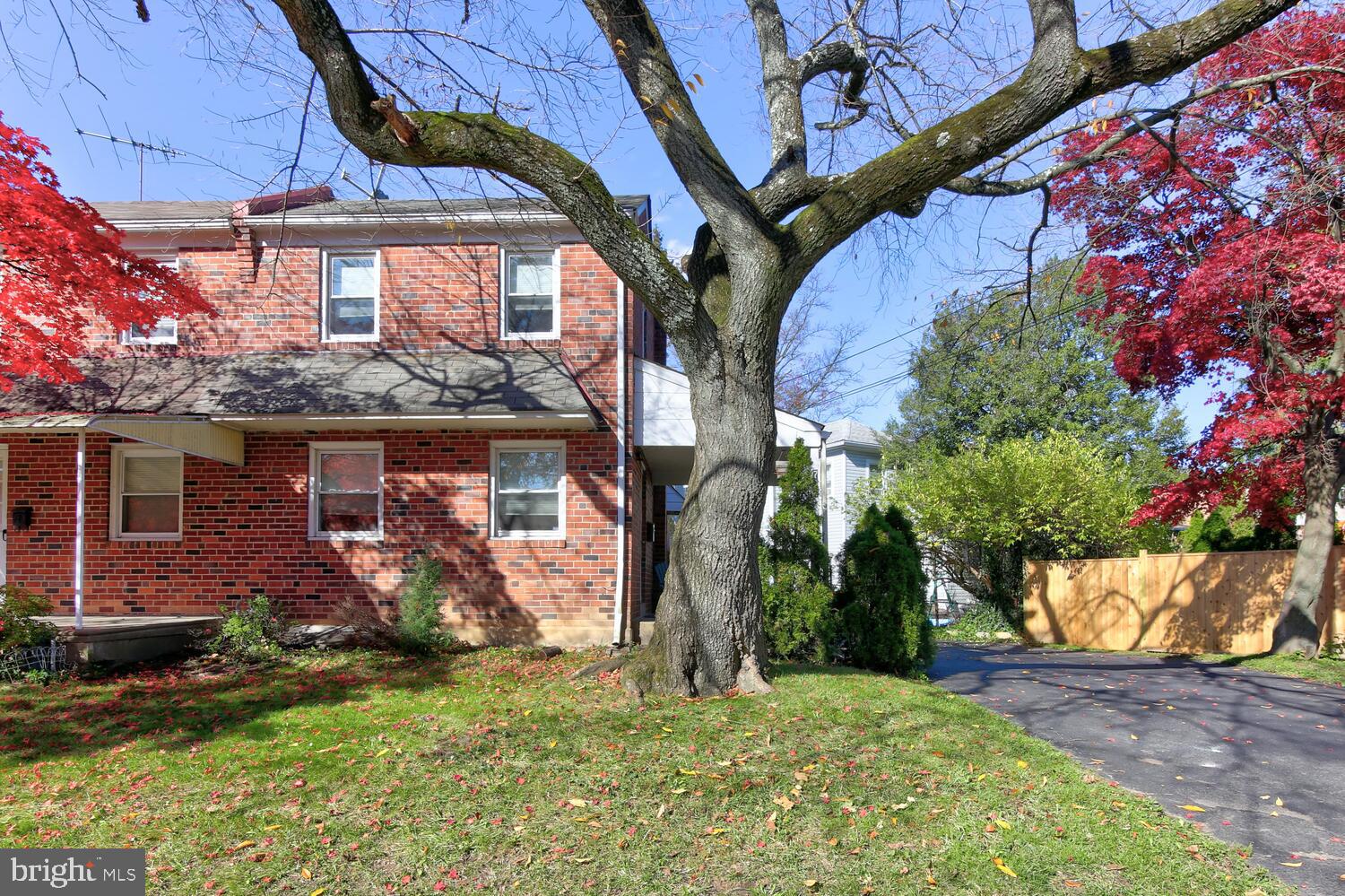 706 Humphreys Road Ardmore, PA 19003 - Photo 3 of 34 Gallery Image 3