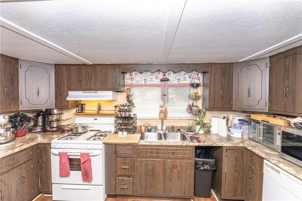 71 Westmoreland Road Trafford, PA 15085 - Photo 24 of 29 Gallery Image 24