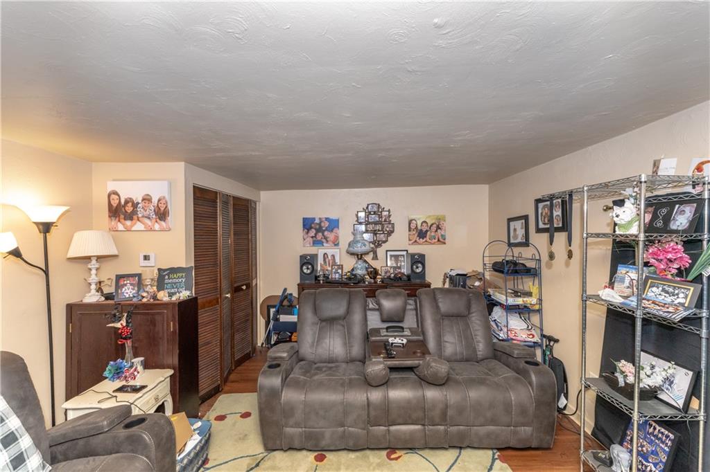 71 Westmoreland Road Trafford, PA 15085 - Photo 25 of 29 Gallery Image 25