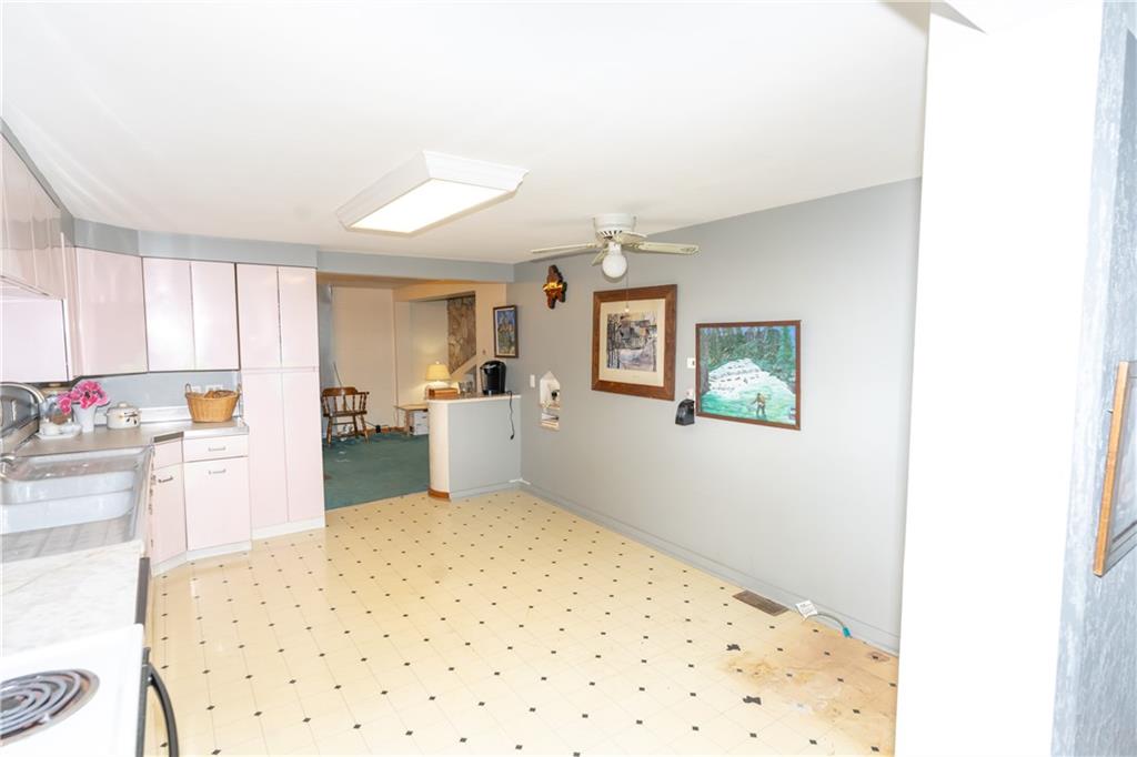 71 Westmoreland Road Trafford, PA 15085 - Photo 8 of 29 Gallery Image 8