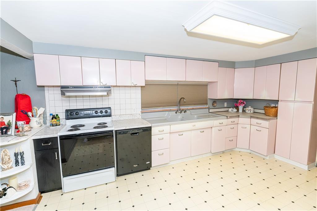 71 Westmoreland Road Trafford, PA 15085 - Photo 9 of 29 Gallery Image 9