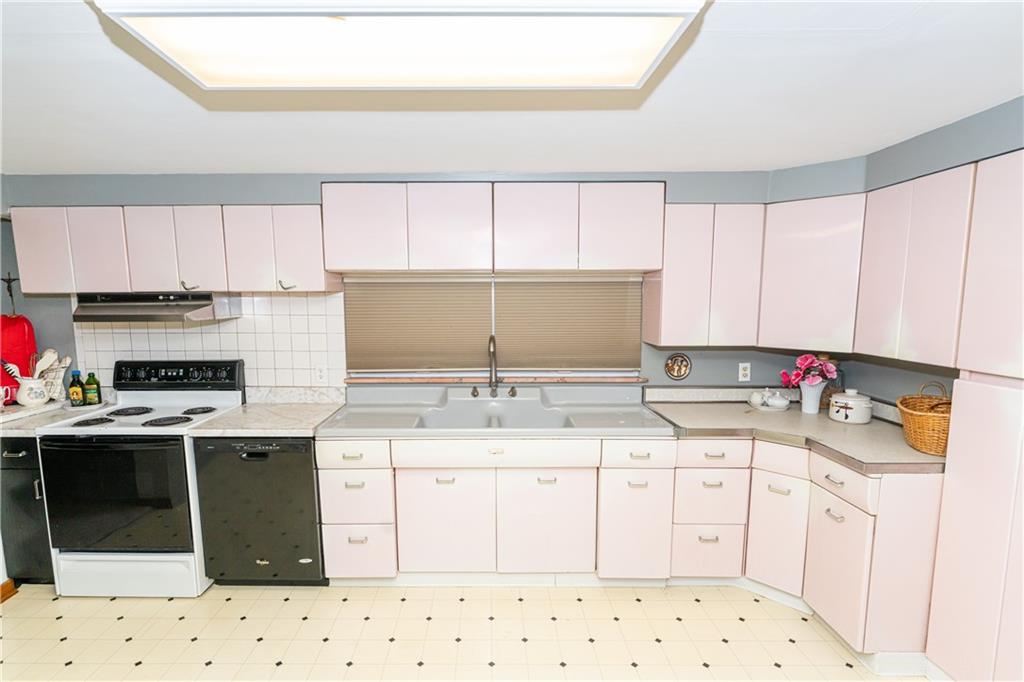 71 Westmoreland Road Trafford, PA 15085 - Photo 10 of 29 Gallery Image 10