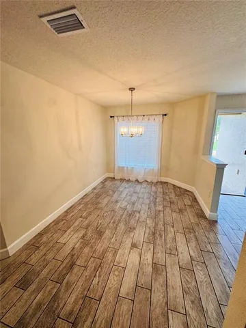 a view of livingroom with furniture and furniture