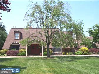 331 Woodhill Road Newtown, PA 18940 - Photo 1 of 6