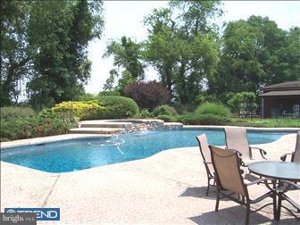331 Woodhill Road Newtown, PA 18940 - Photo 6 of 6