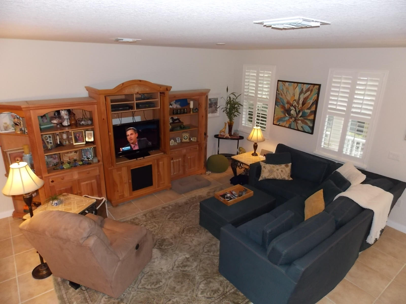 3253 Duncombe Drive Jupiter, FL 33458 - Photo 14 of 34 Living Room
