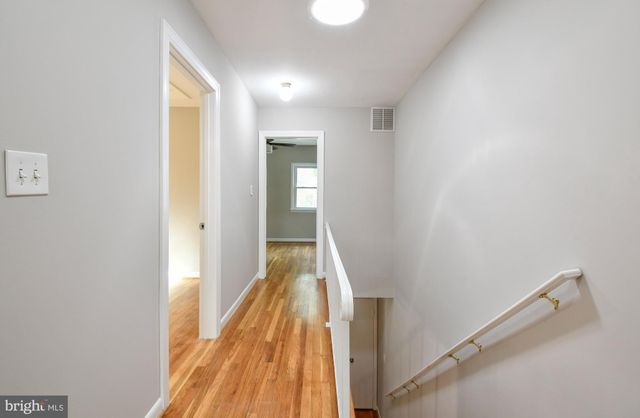 $890,000 | 2209 King Street, Alexandria, VA 22301