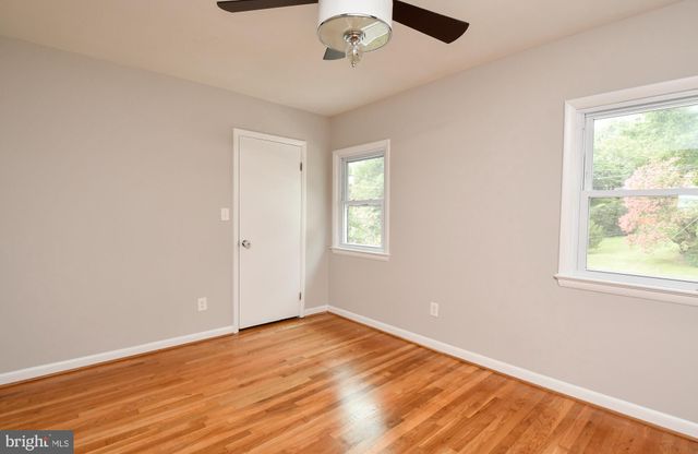 $890,000 | 2209 King Street, Alexandria, VA 22301