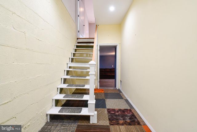 $890,000 | 2209 King Street, Alexandria, VA 22301