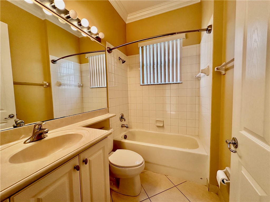 2003 Grey Falcon Circle Southwest Vero Beach, FL 32962 - Photo 15 of 19