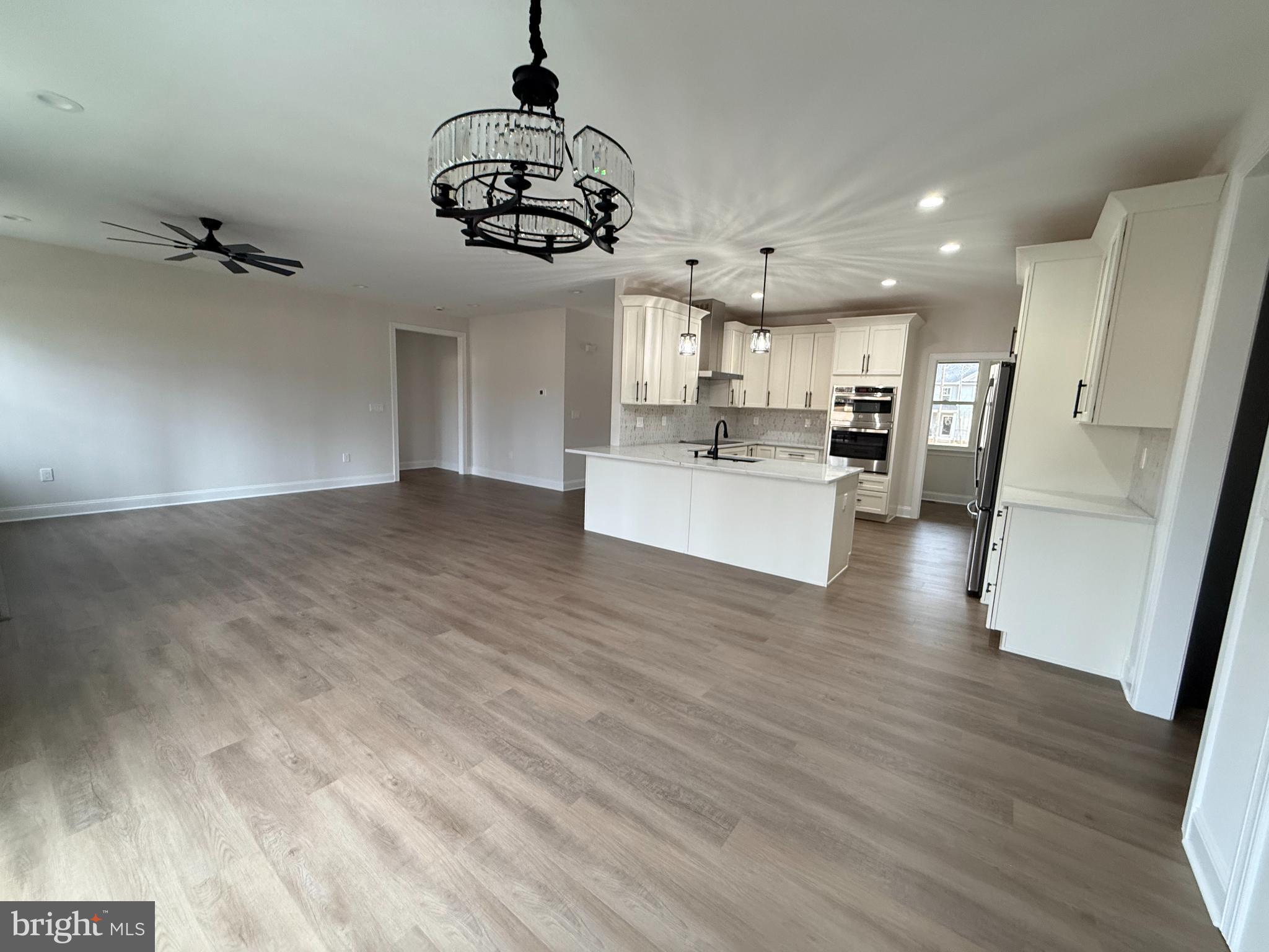 501 Gold Valley Road Locust Grove, VA 22508 - Photo 19 of 85 Spacious modern living area with elegant design.