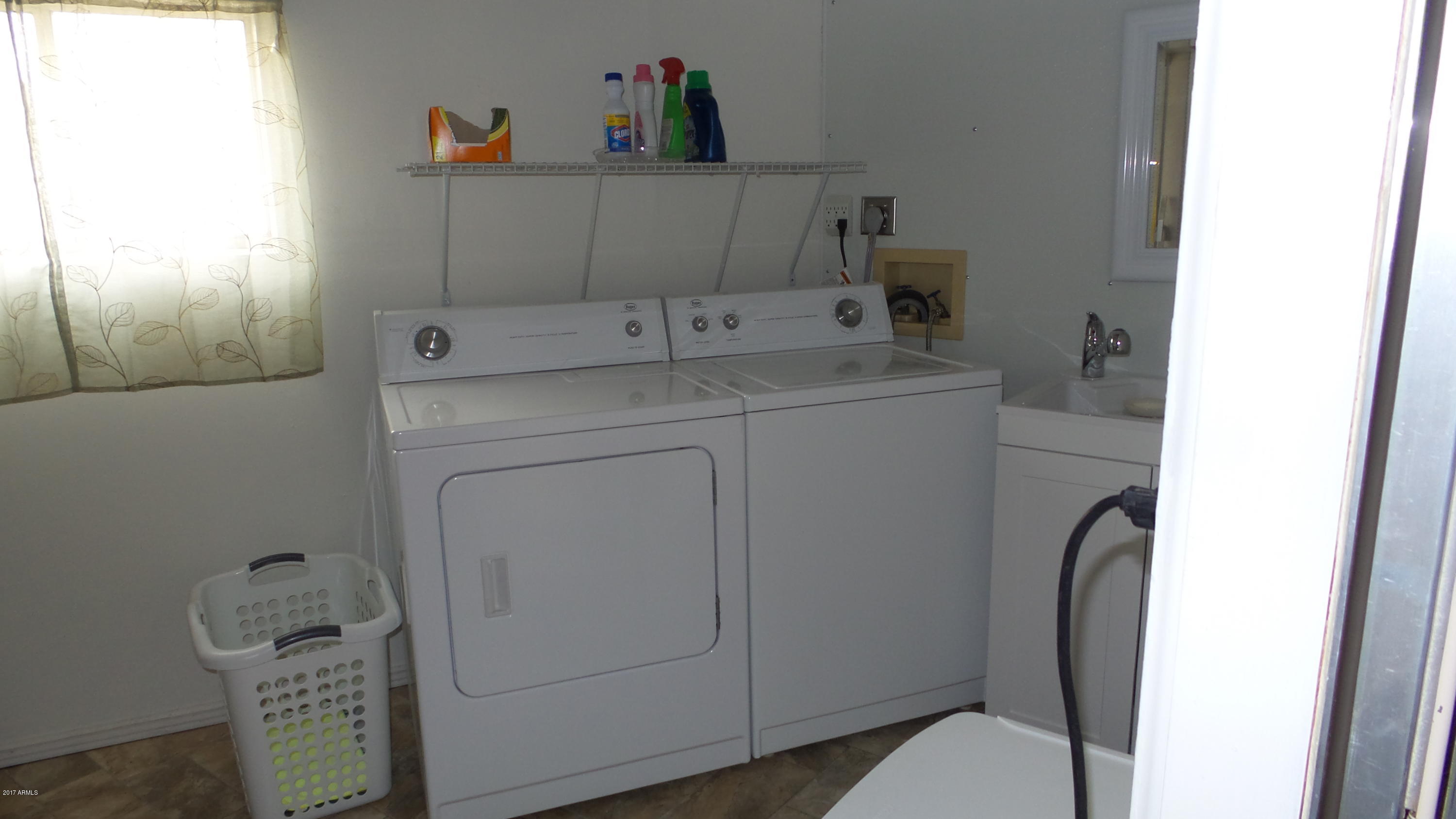 2920 South Cree Drive Apache Junction, AZ 85119 - Photo 7 of 40 20171115_002905