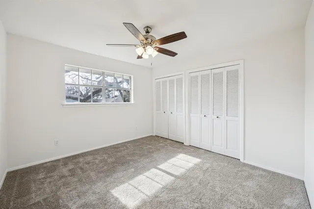 a view of empty room with window