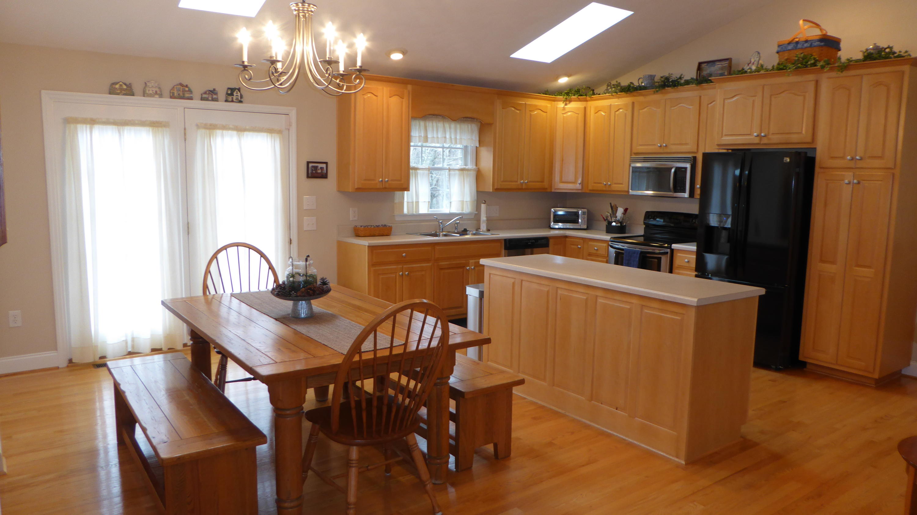 155 Bernard Road Rocky Mount, VA 24151 - Photo 4 of 43 4 Dining Area & Kitchen
