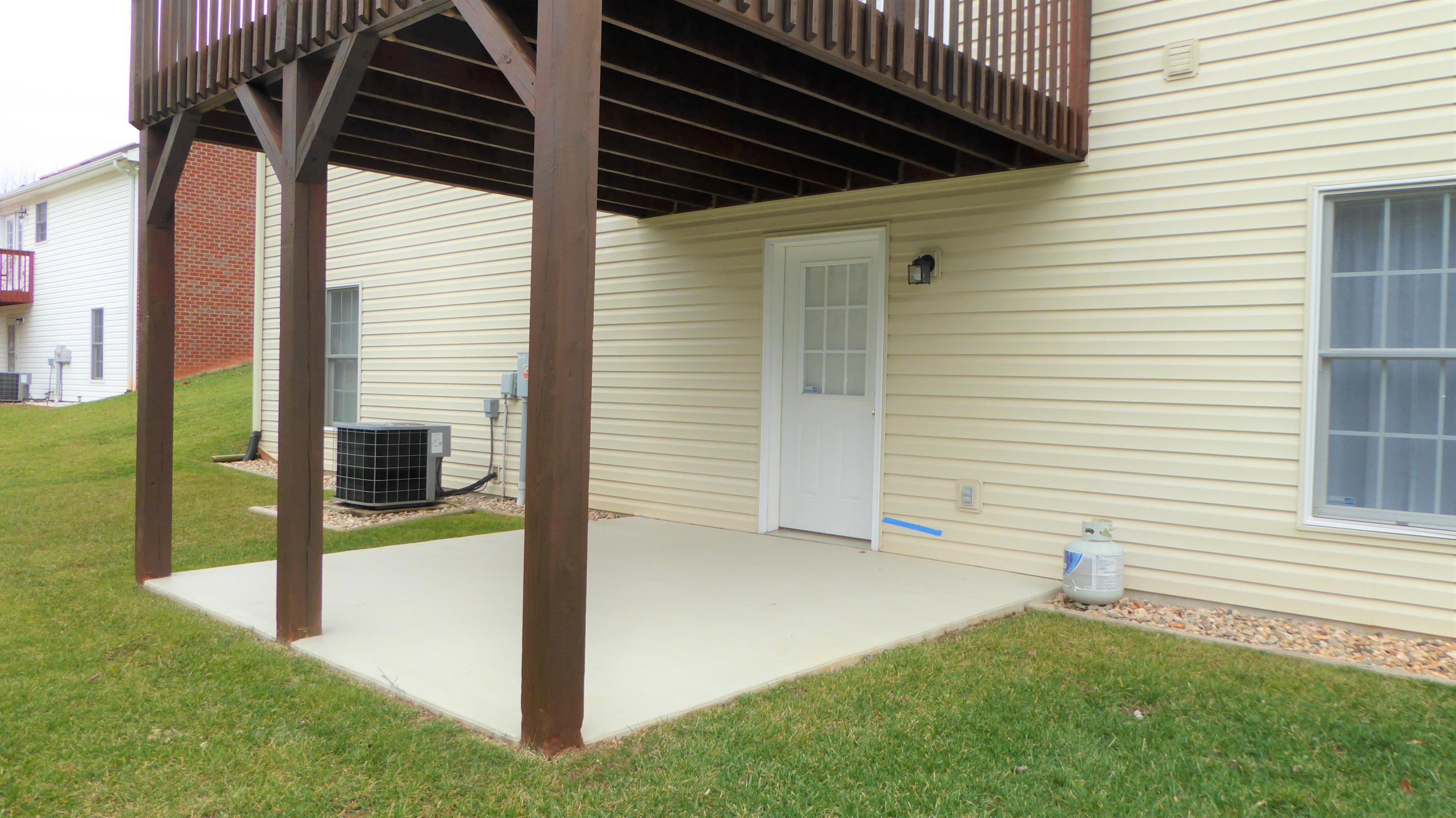 155 Bernard Road Rocky Mount, VA 24151 - Photo 38 of 43 38 Patio