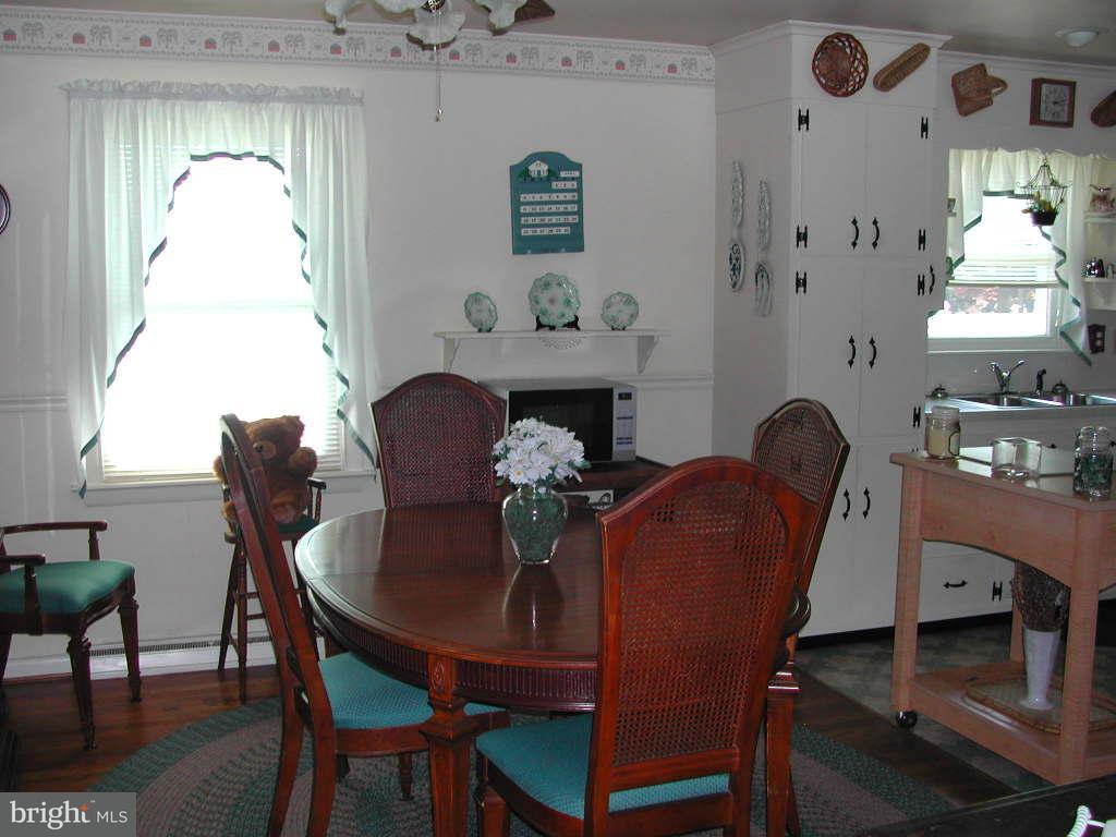 1844 Ridgeview Avenue Lancaster, PA 17603 - Photo 6 of 12 Gallery Image 6