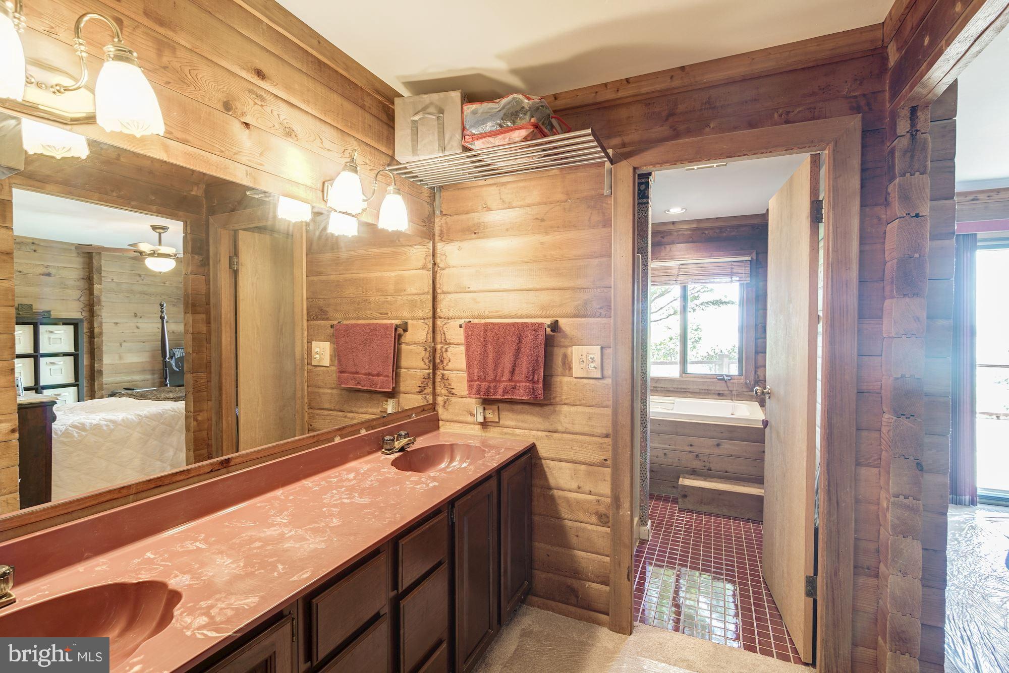 9945 Indian Queen Point Road Fort Washington, MD 20744 - Photo 22 of 88 Spacious dressing area w/dual sinks in Master Bath