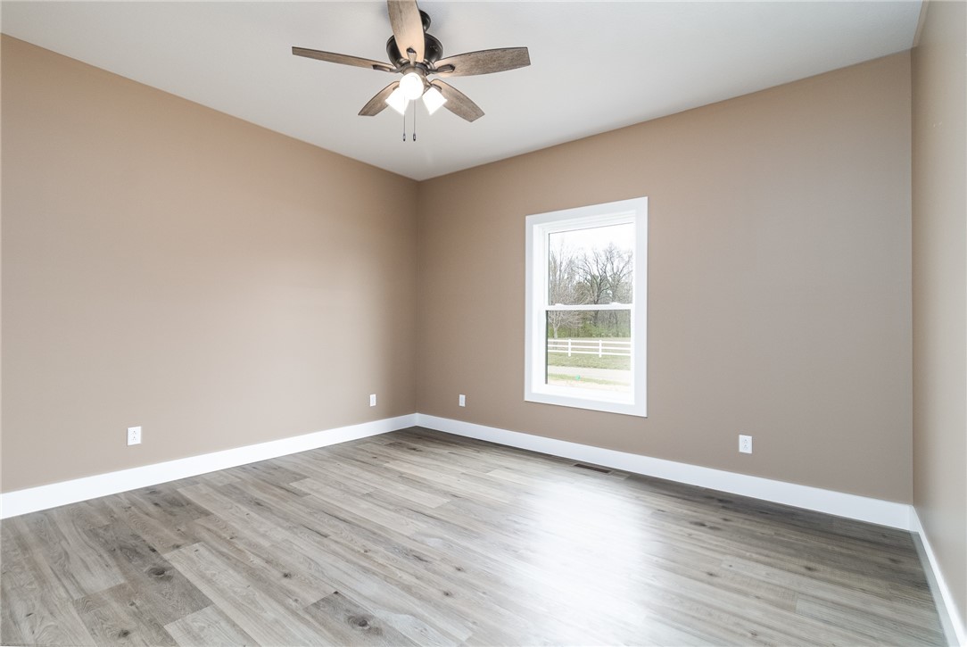 13147 Country Club Road Effingham, IL 62401 - Photo 19 of 32