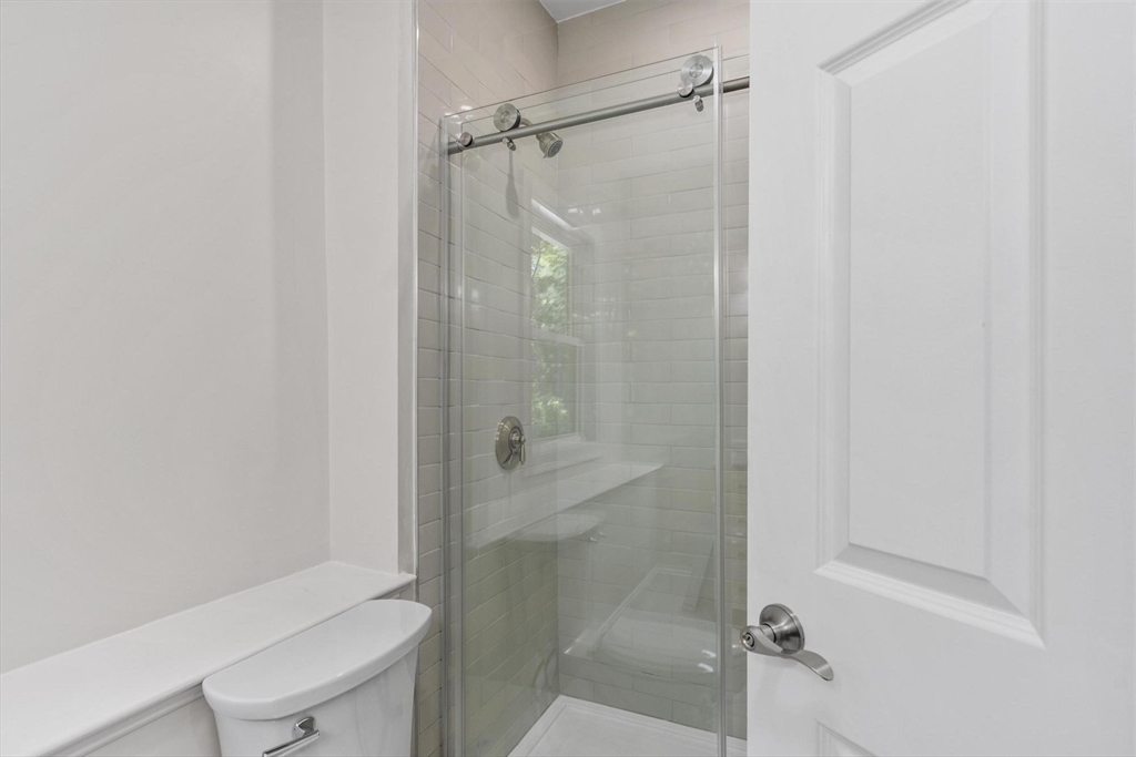 62 Queensland Road Billerica, MA 01862 - Photo 20 of 35