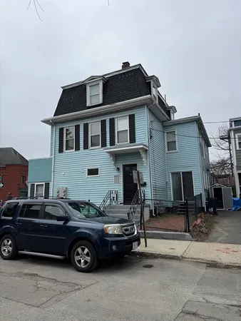 $3,000 | 1 Jay Street, Unit 2, Cambridge, MA 02139