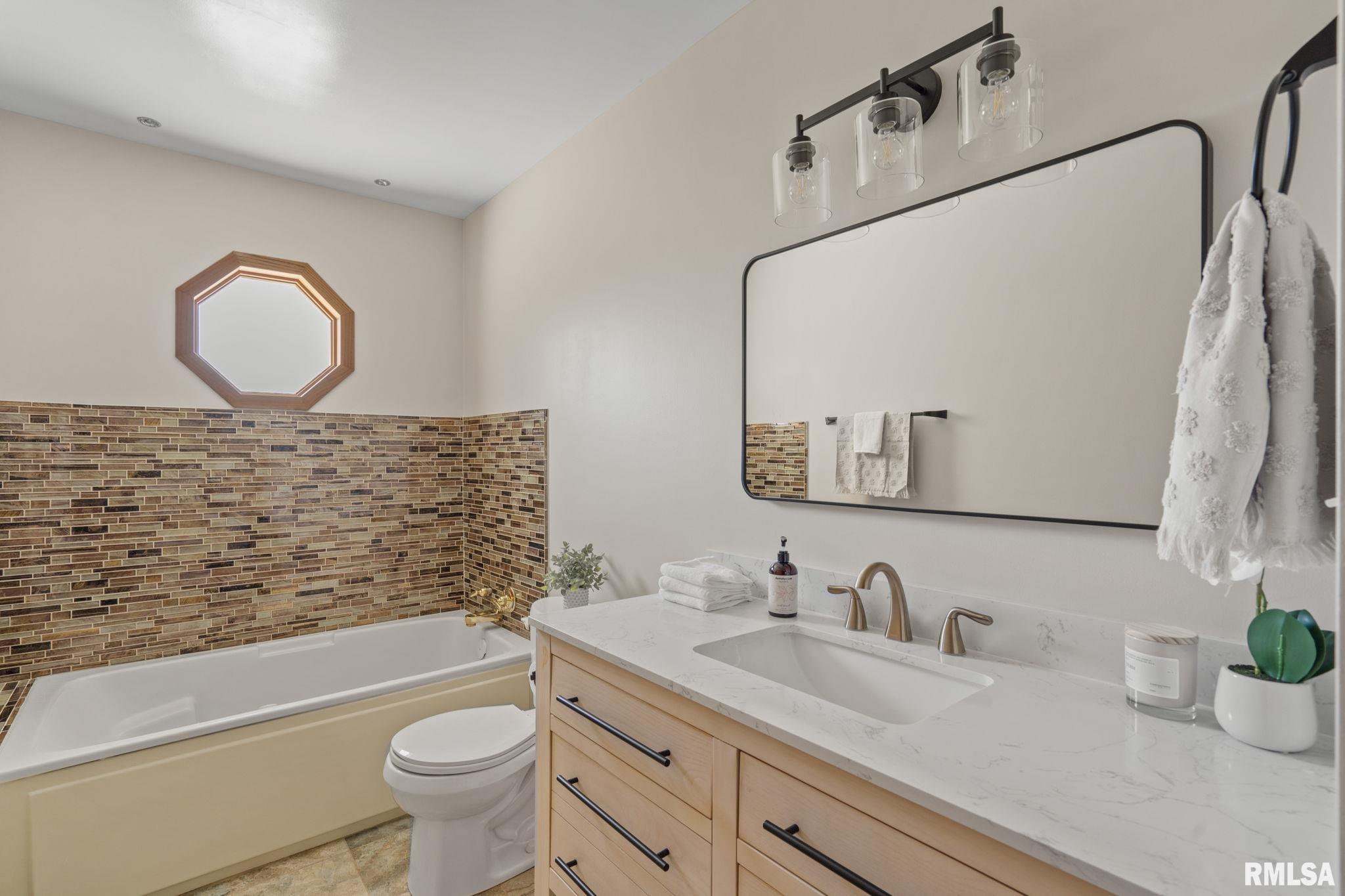 1410 49th Street Moline, IL 61265 - Photo 20 of 45